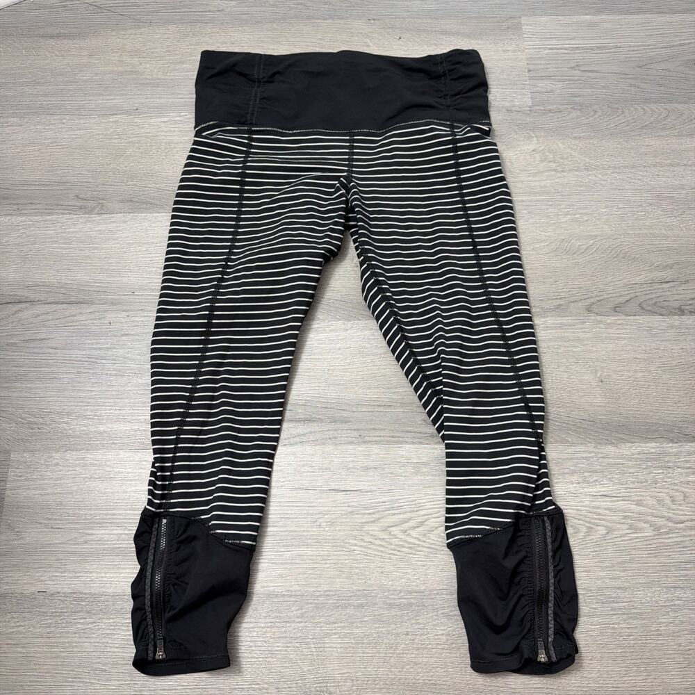 Lululemon Runday Crop Black White Parallel Stripe Pants Ankle Zip Reflect 10